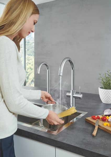 Стартовий комплект Grohe Red DUO з бойлером розміру L і змішувачем, вилив С, хром (30079001) 30079001 фото