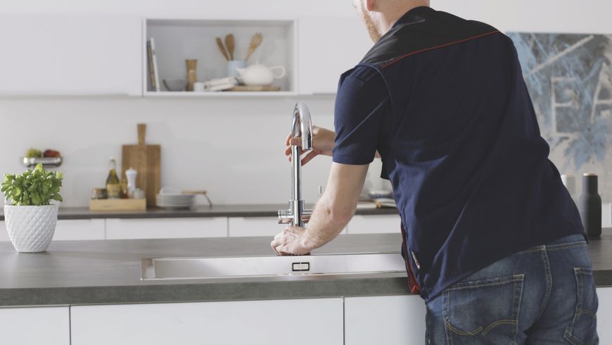 Стартовий комплект Grohe Red DUO з бойлером розміру L і змішувачем, вилив С, хром (30079001) 30079001 фото